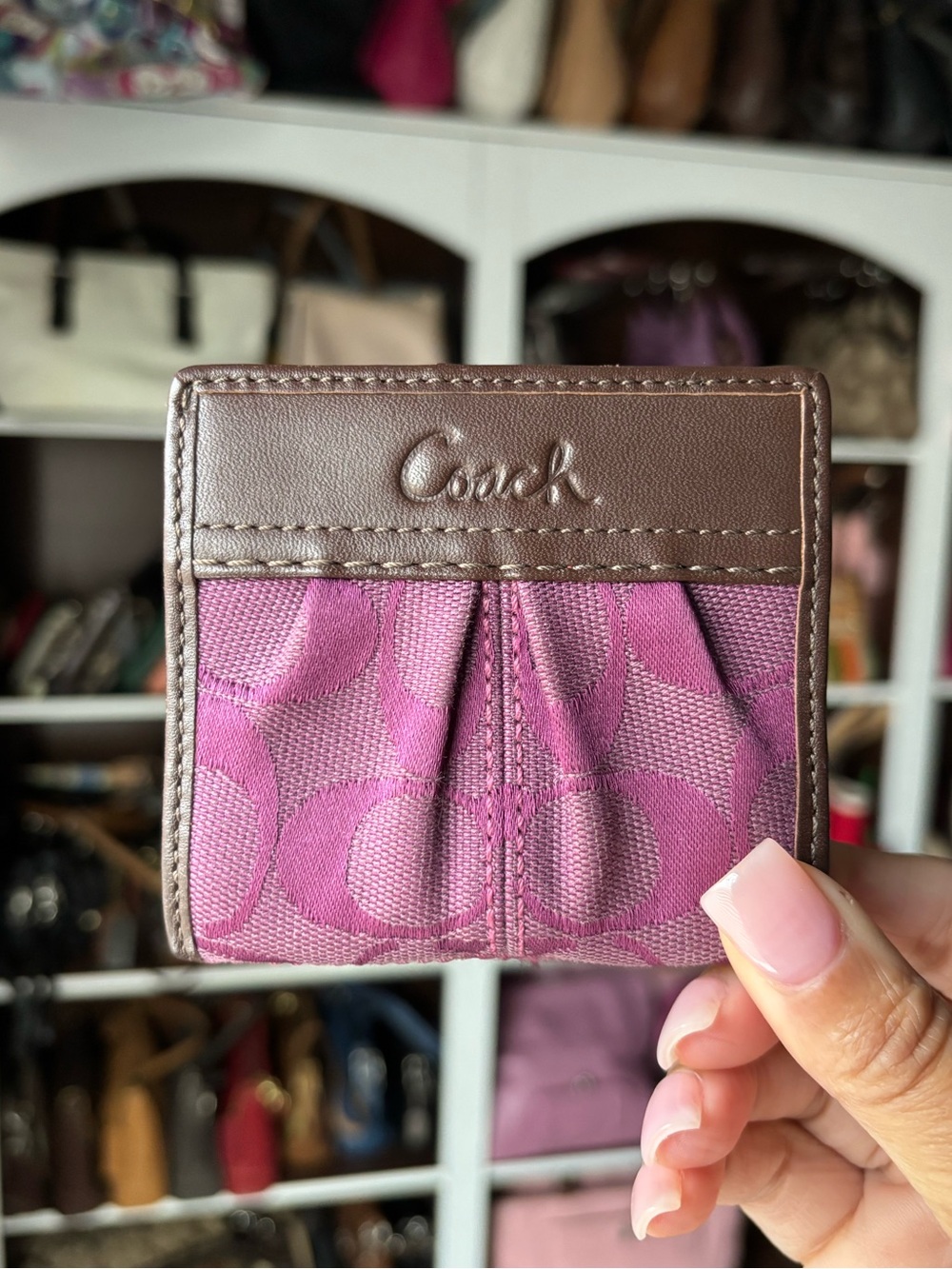 💜🤎💗COACH Ashley Signature Pleated Bifold Snap Wallet💗🤎💜